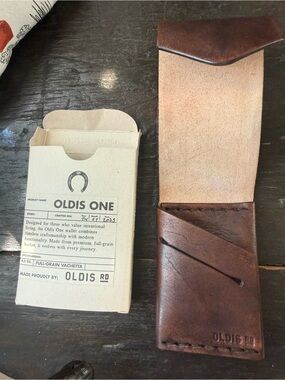 OLDIS RD | Oldis One Brown Full-Grain Vachetta Wallet